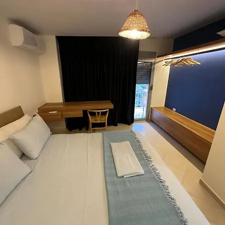 Sea View Netfl Balcony Sofa Bed Fireplace Appartement
