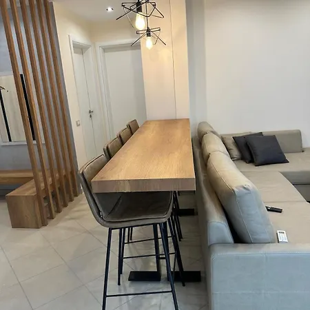Sea View Netfl Balcony Sofa Bed Fireplace Appartement *